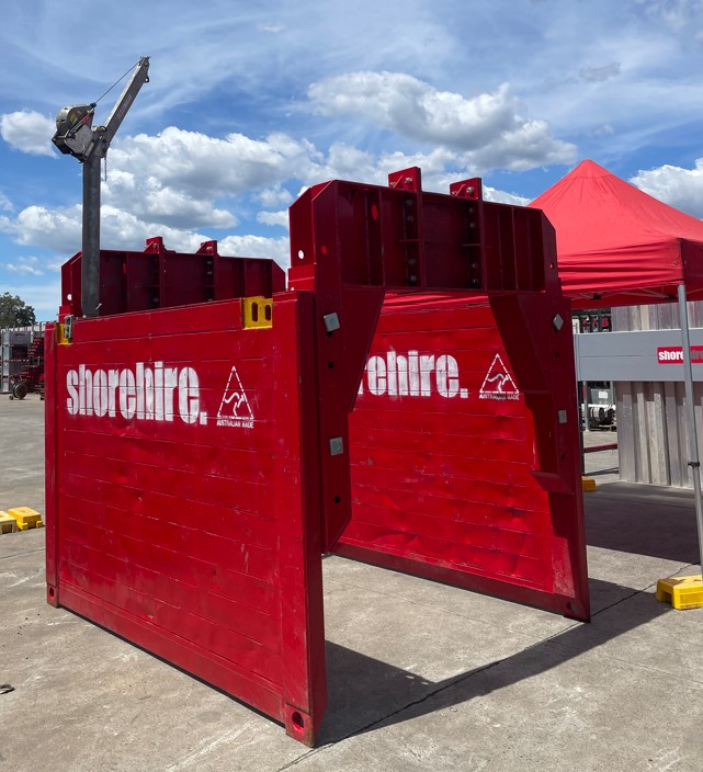 steel shoring box 141 with arch spreaders