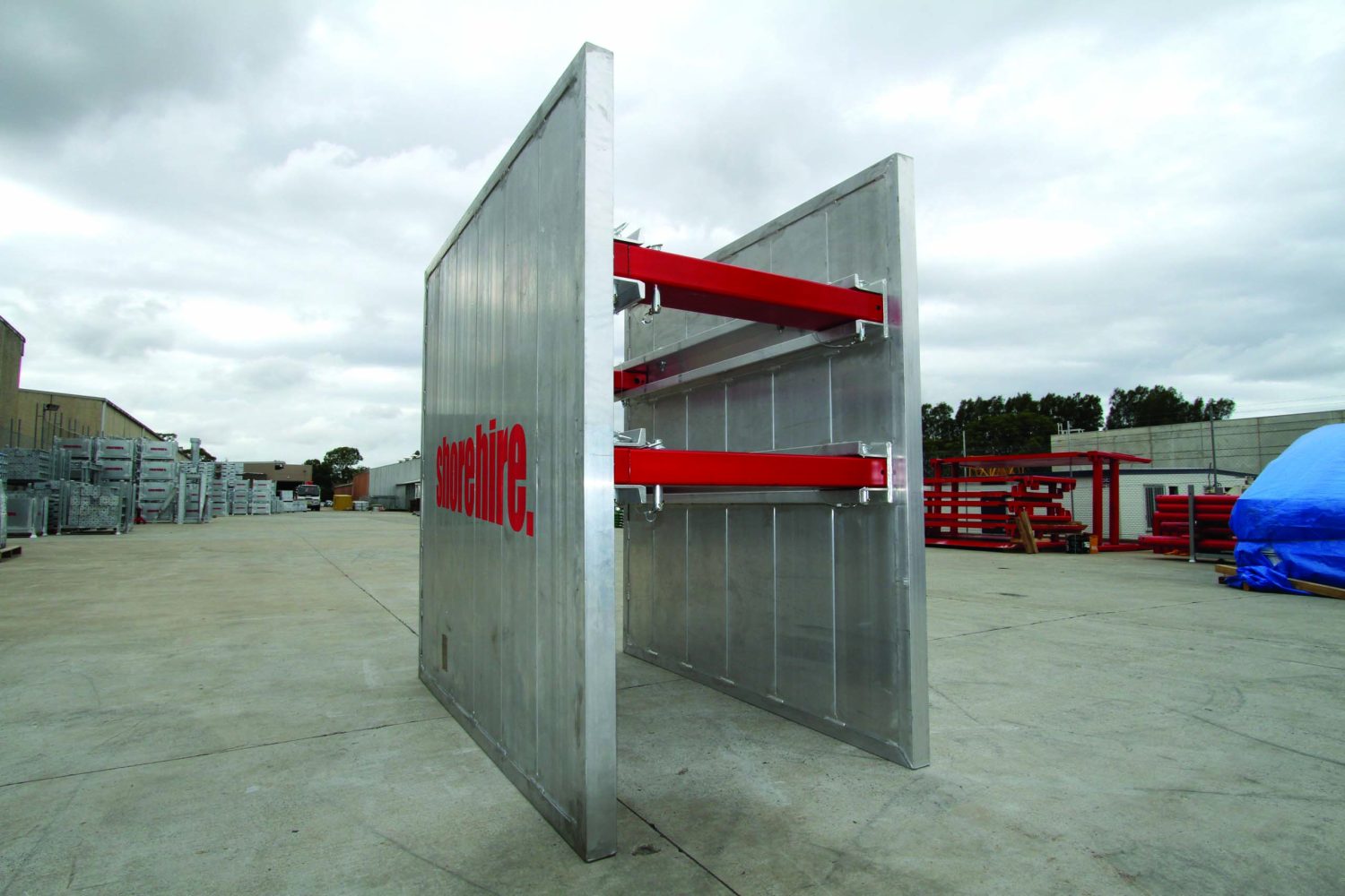 Light duty aluminium shoring boxes