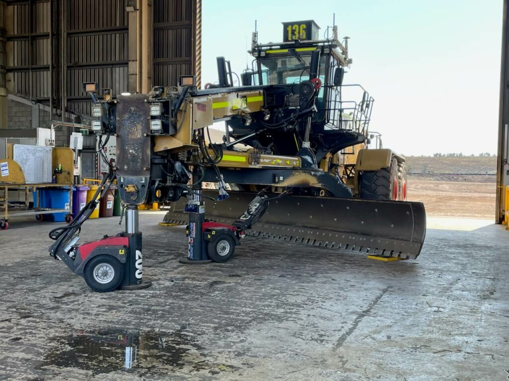 Heavy Vehicle Power Jack 200 Safe D Lock (1)