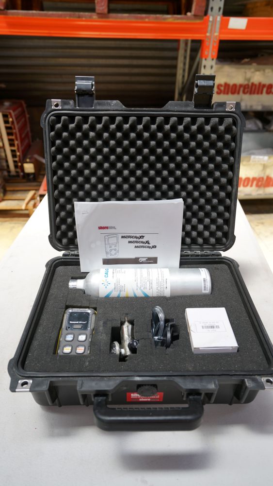 The entire Confined Space Gas Detector kit