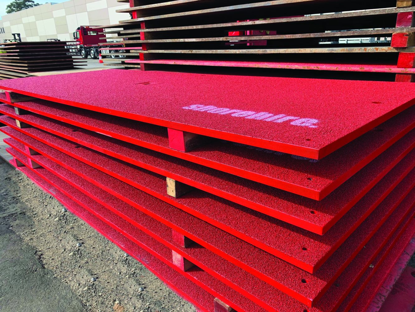 Traffic_steel_platesSteel Road Plates V2 NOV 20 web_size_2560x1920_px steel road plates