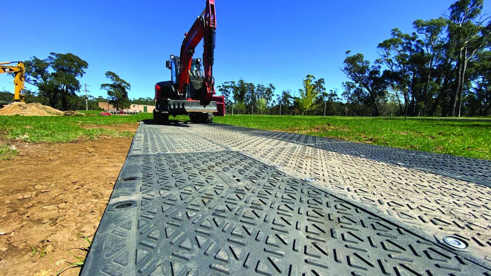 Traffic_track_matsMaxi Track Farm 202090web_size_2560x1920_px