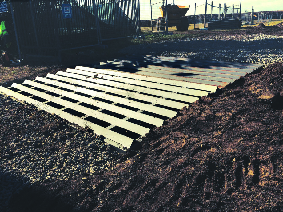 Rumble grids for hire