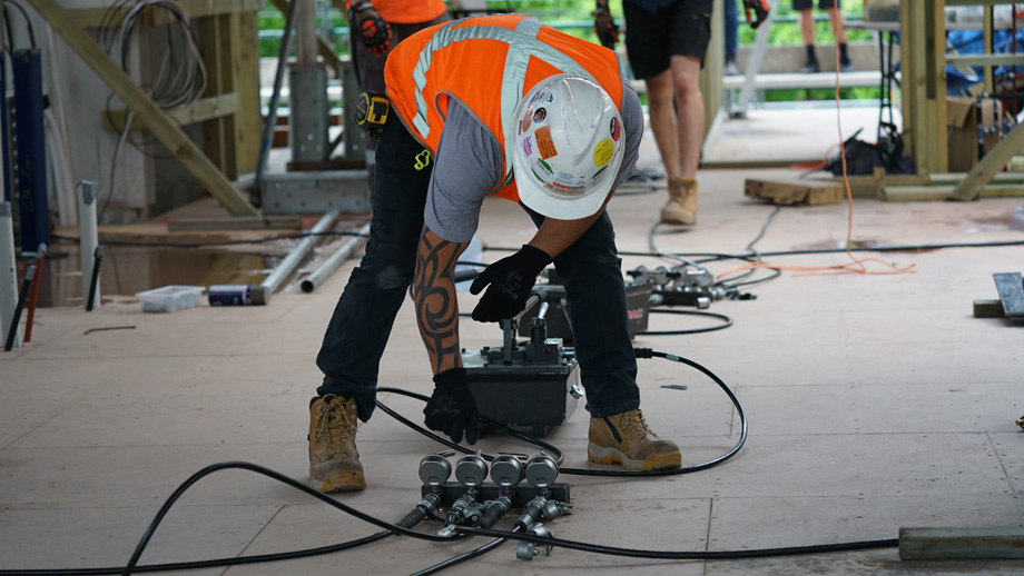Rigging & Installation Rigging & Installation