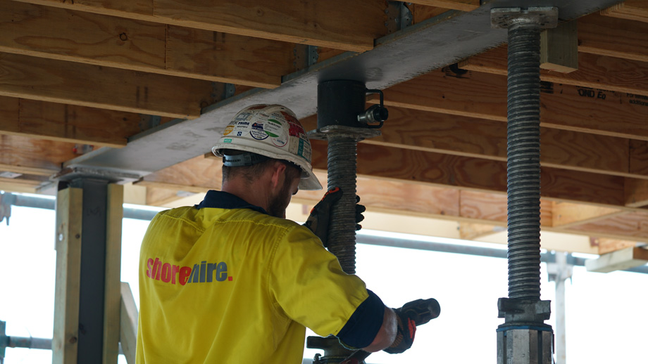 Rigging & Installation Rigging & Installation