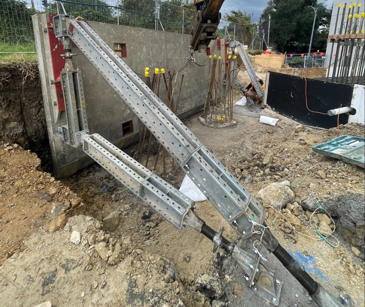 Combining Shoring and Propping Solutions - Feature Image Propping and shoring being used as a retaining wall in a recent project.